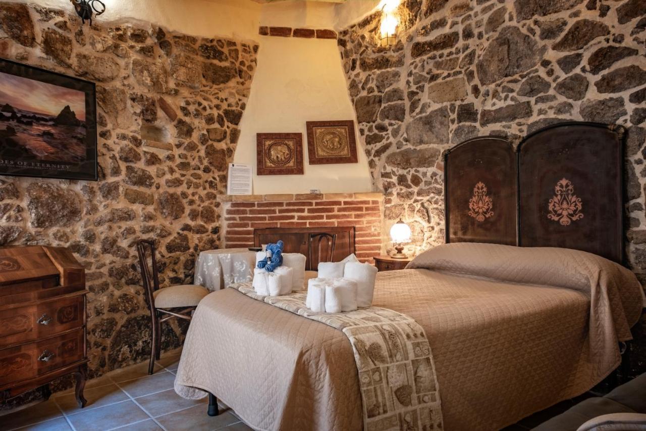 Bed and Breakfast Domo Sa Barra SantʼAntìoco Exterior foto