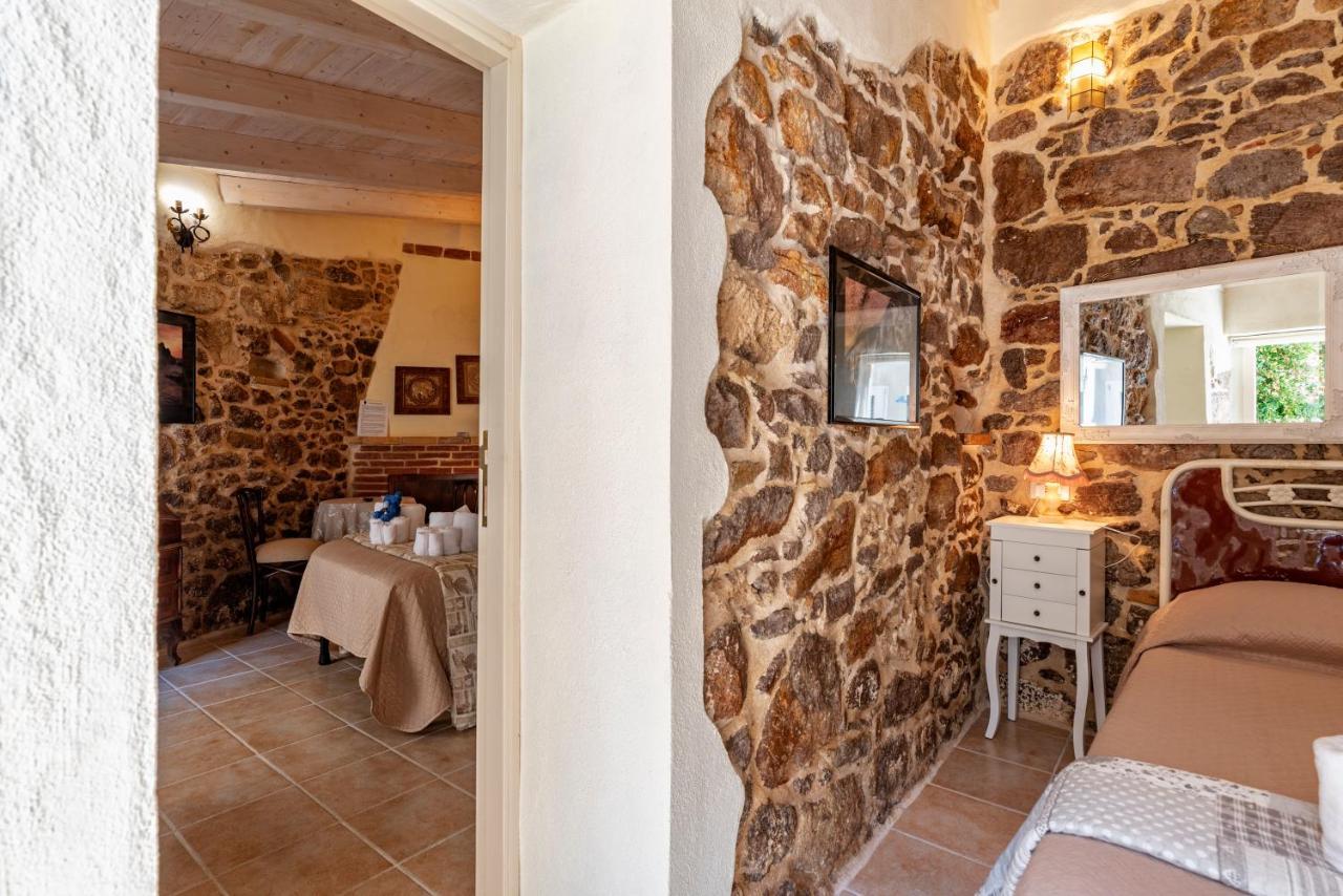 Bed and Breakfast Domo Sa Barra SantʼAntìoco Exterior foto
