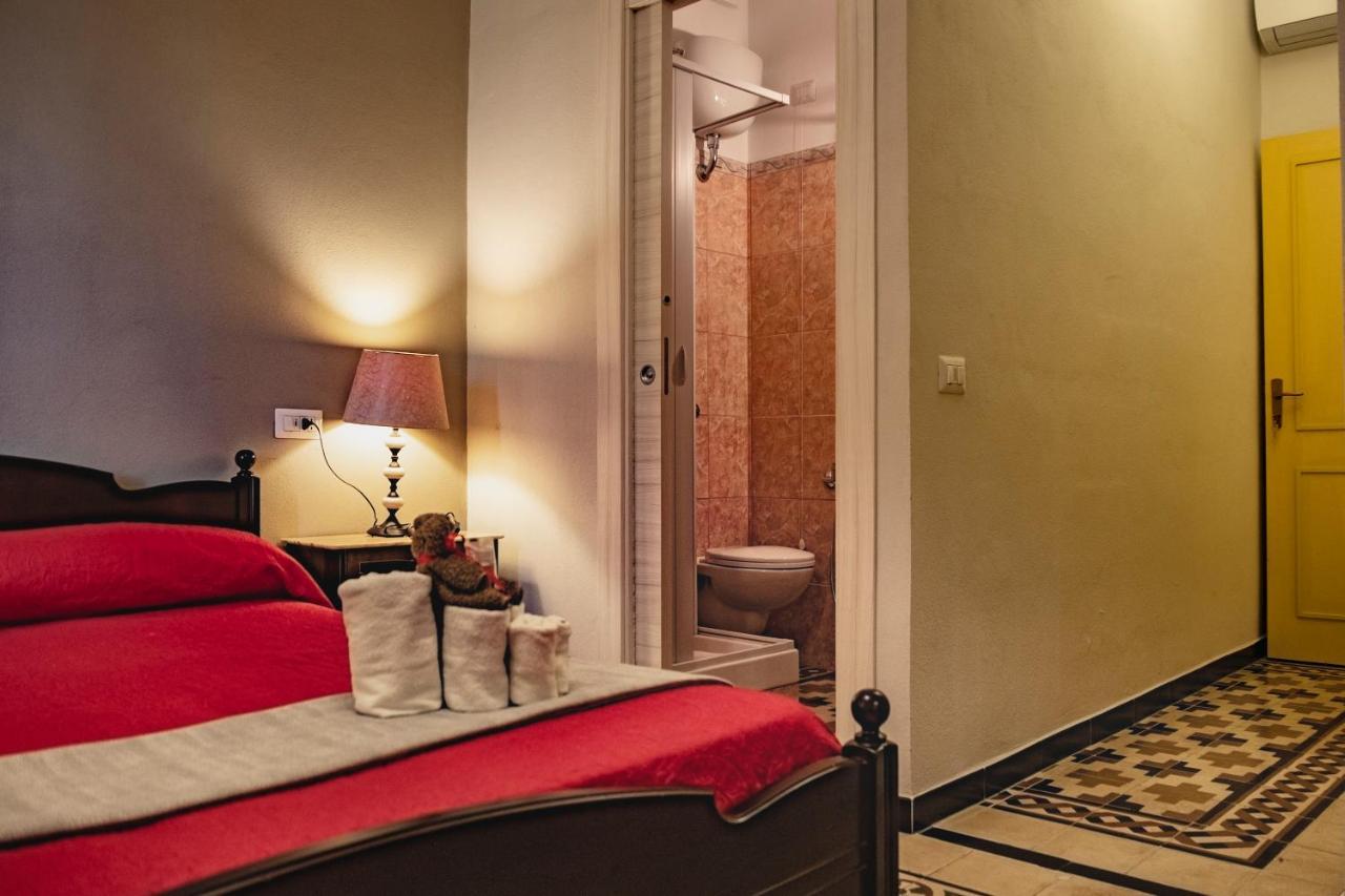 Bed and Breakfast Domo Sa Barra SantʼAntìoco Exterior foto