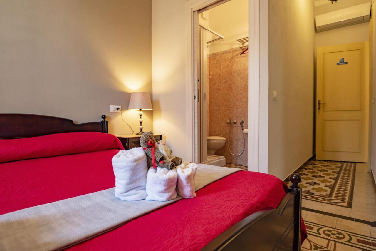 Bed and Breakfast Domo Sa Barra SantʼAntìoco Exterior foto