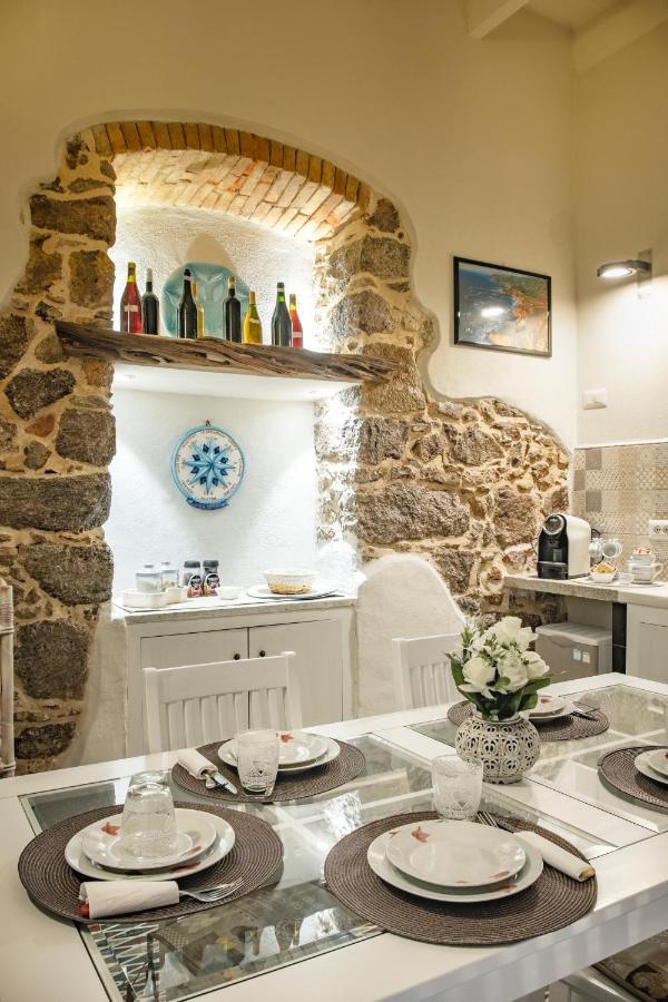 Bed and Breakfast Domo Sa Barra SantʼAntìoco Exterior foto